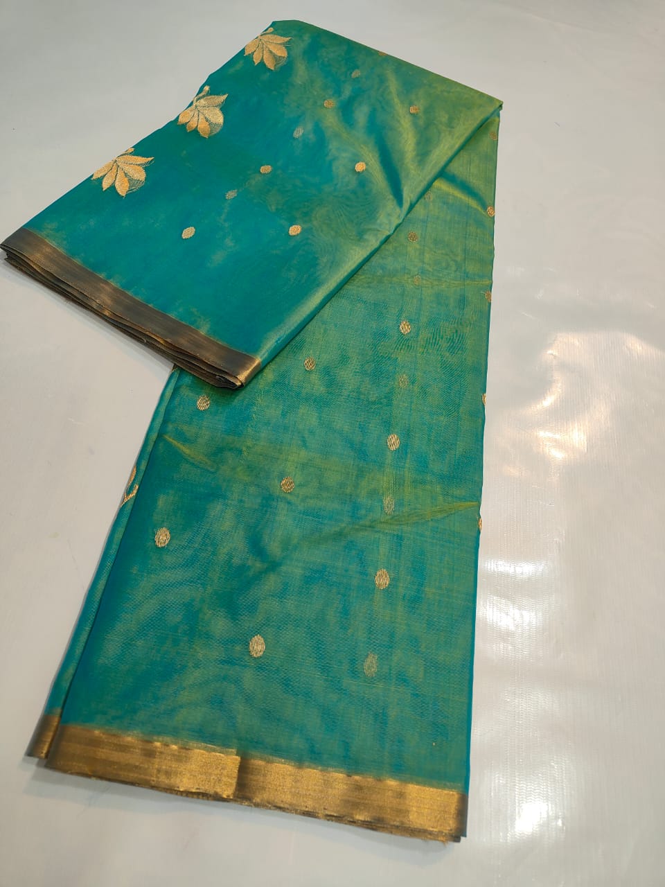 KATAN SILK CHANDERI SAREE LEAF MOTIF ON PALLU