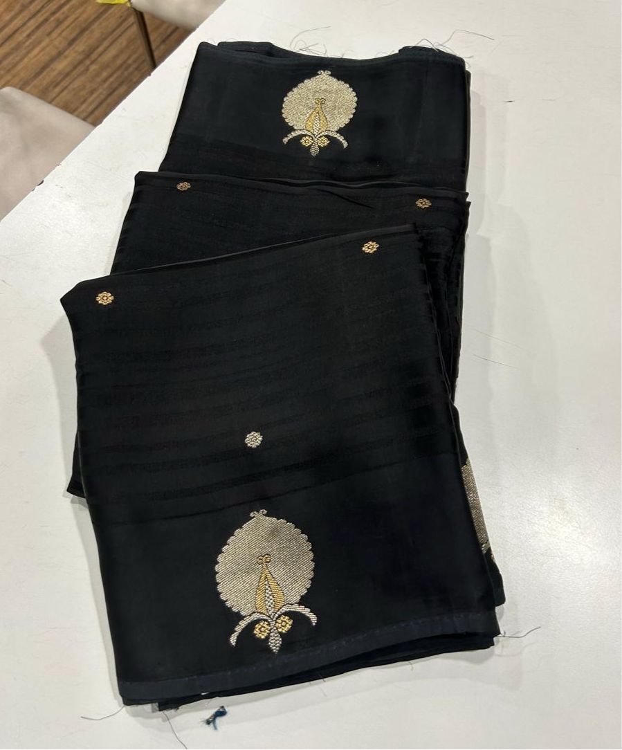 SOFT WOVEN MASHRU SILK SAREE