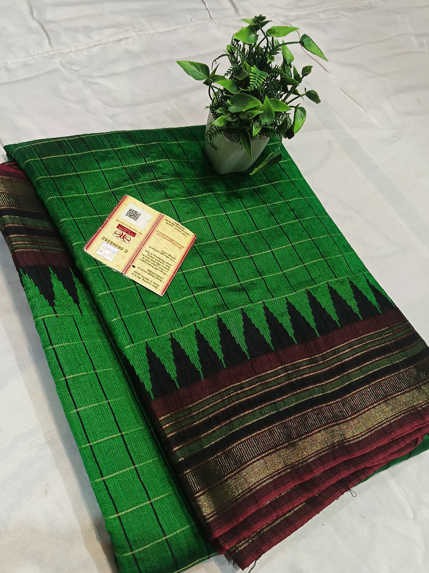 RAW SILK SAREE WITH CONTRAST BLOUSE