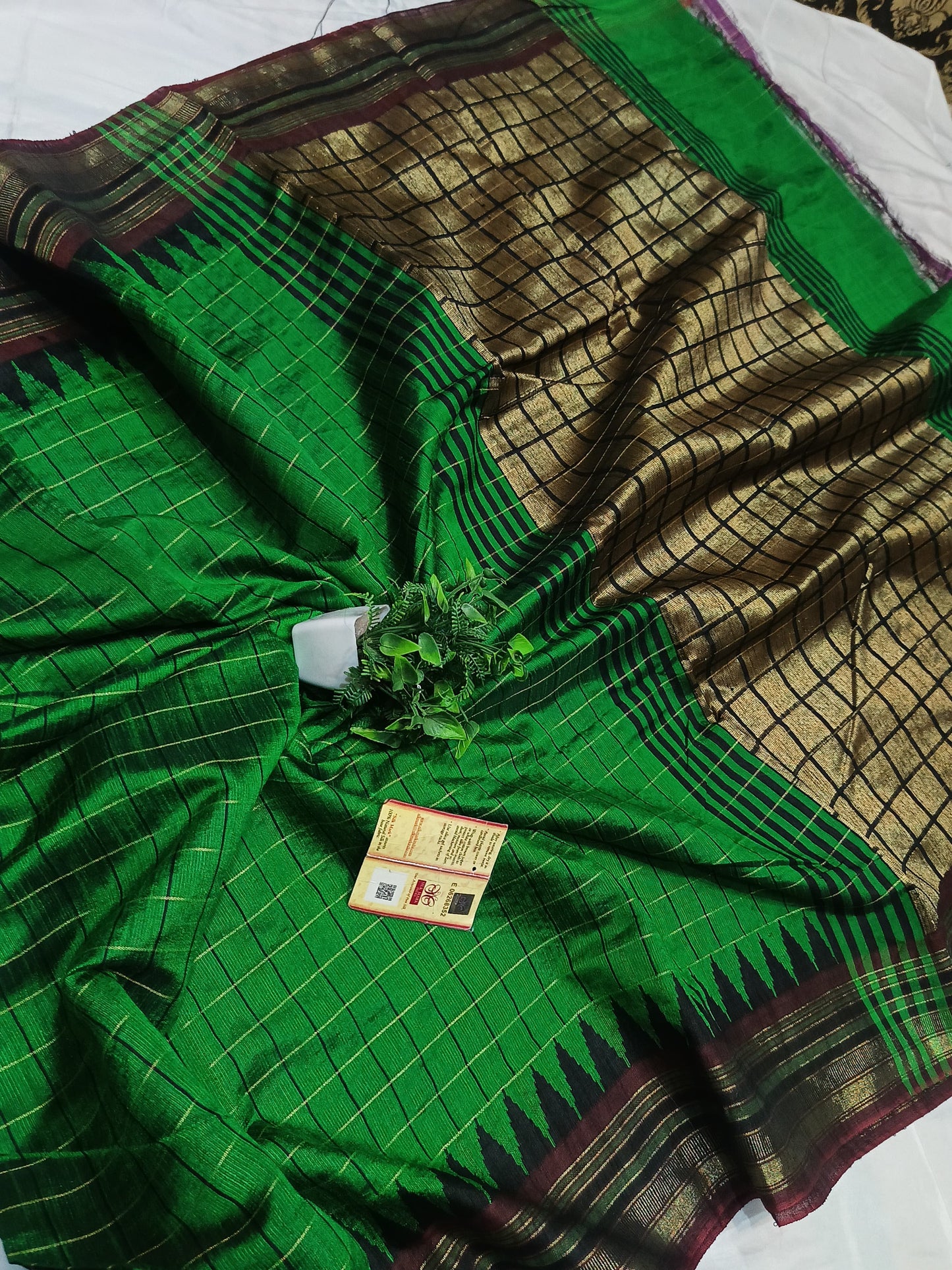 RAW SILK SAREE WITH CONTRAST BLOUSE